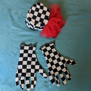 Matching gloves and hat